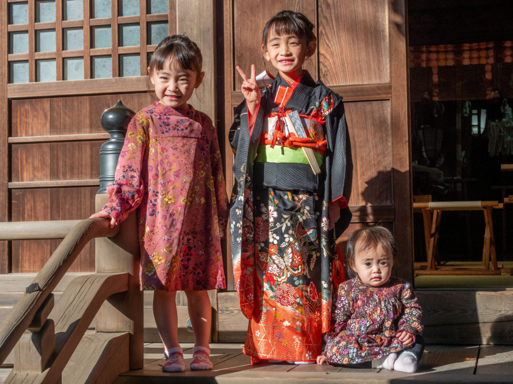 豊玉氷川神社にて三姉妹を七五三出張撮影させていただきました